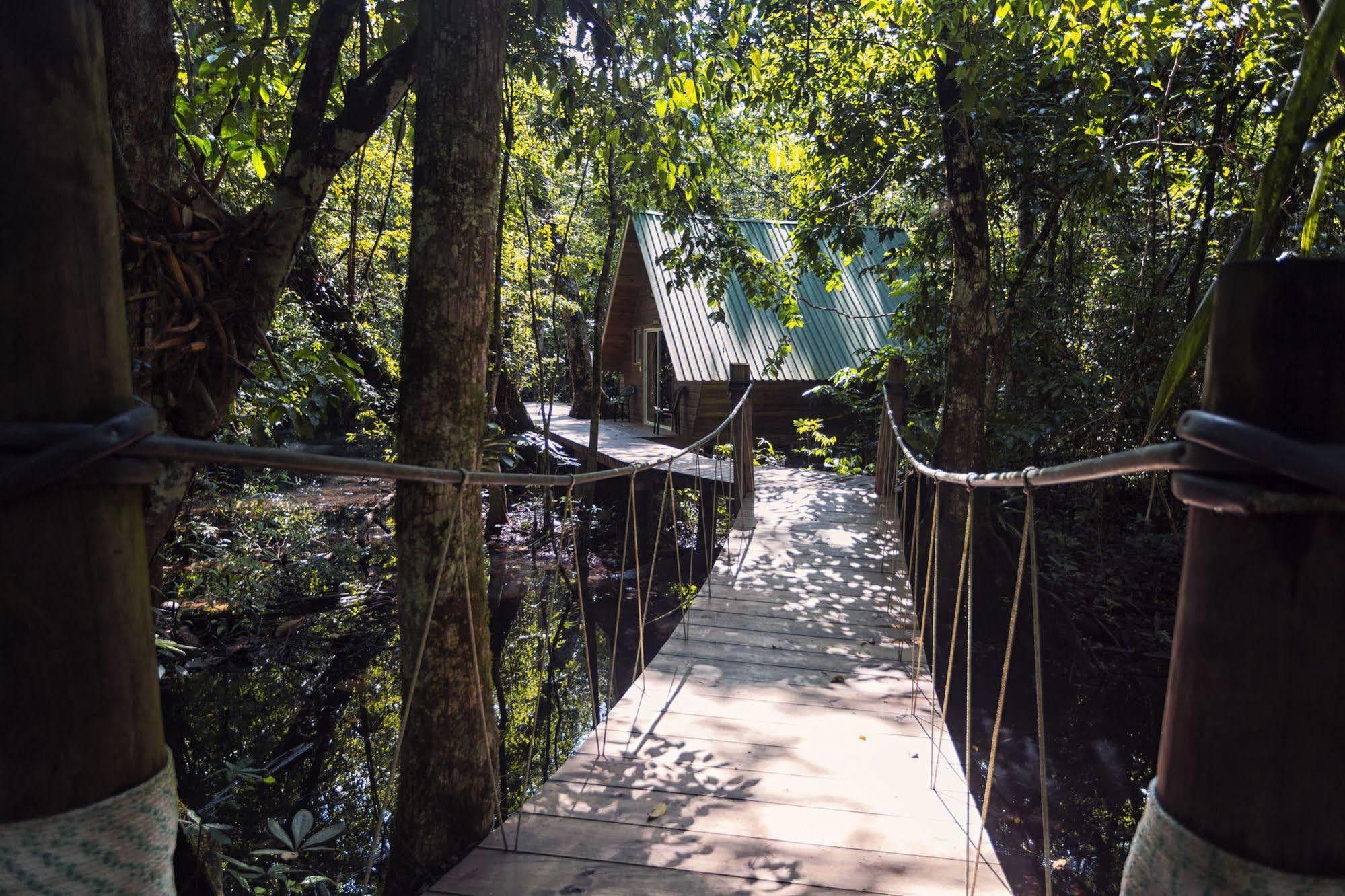 Hotel Hacienda Tijax Río Dulce Exterior foto