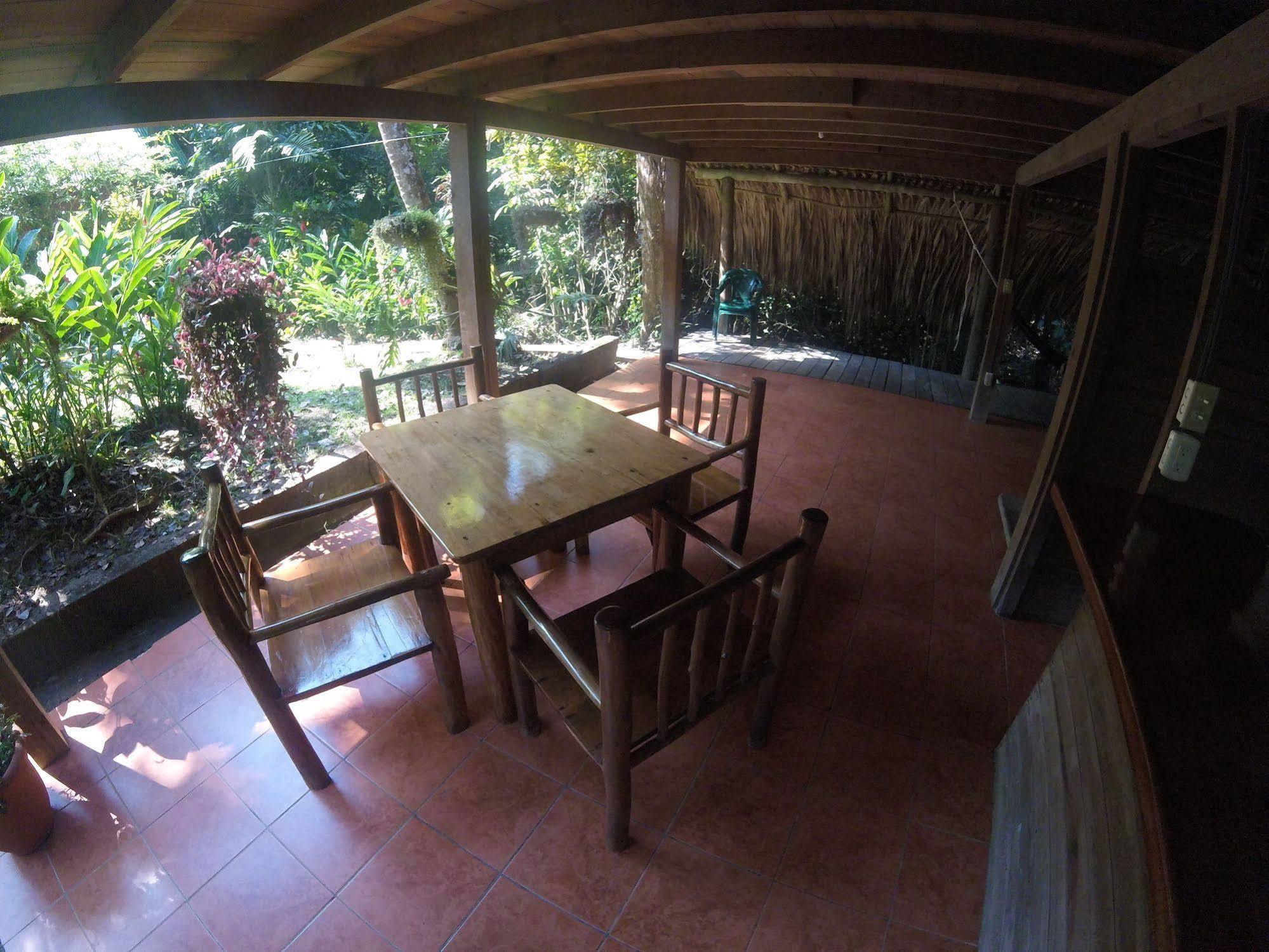 Hotel Hacienda Tijax Río Dulce Exterior foto
