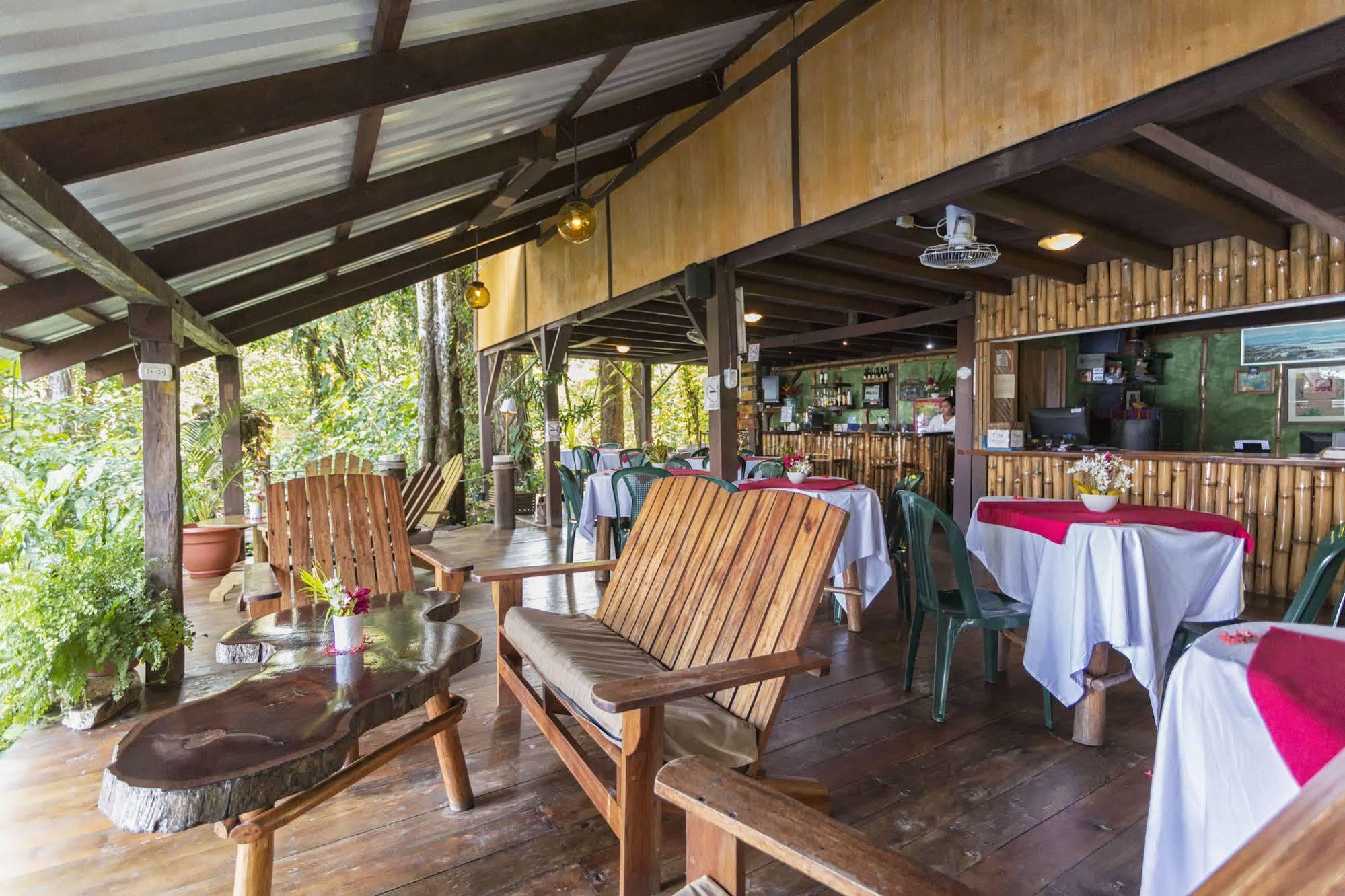 Hotel Hacienda Tijax Río Dulce Exterior foto